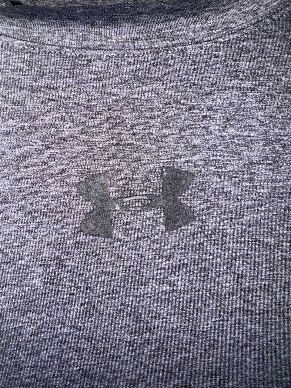 Under Amrour Grey Shirt - Small
