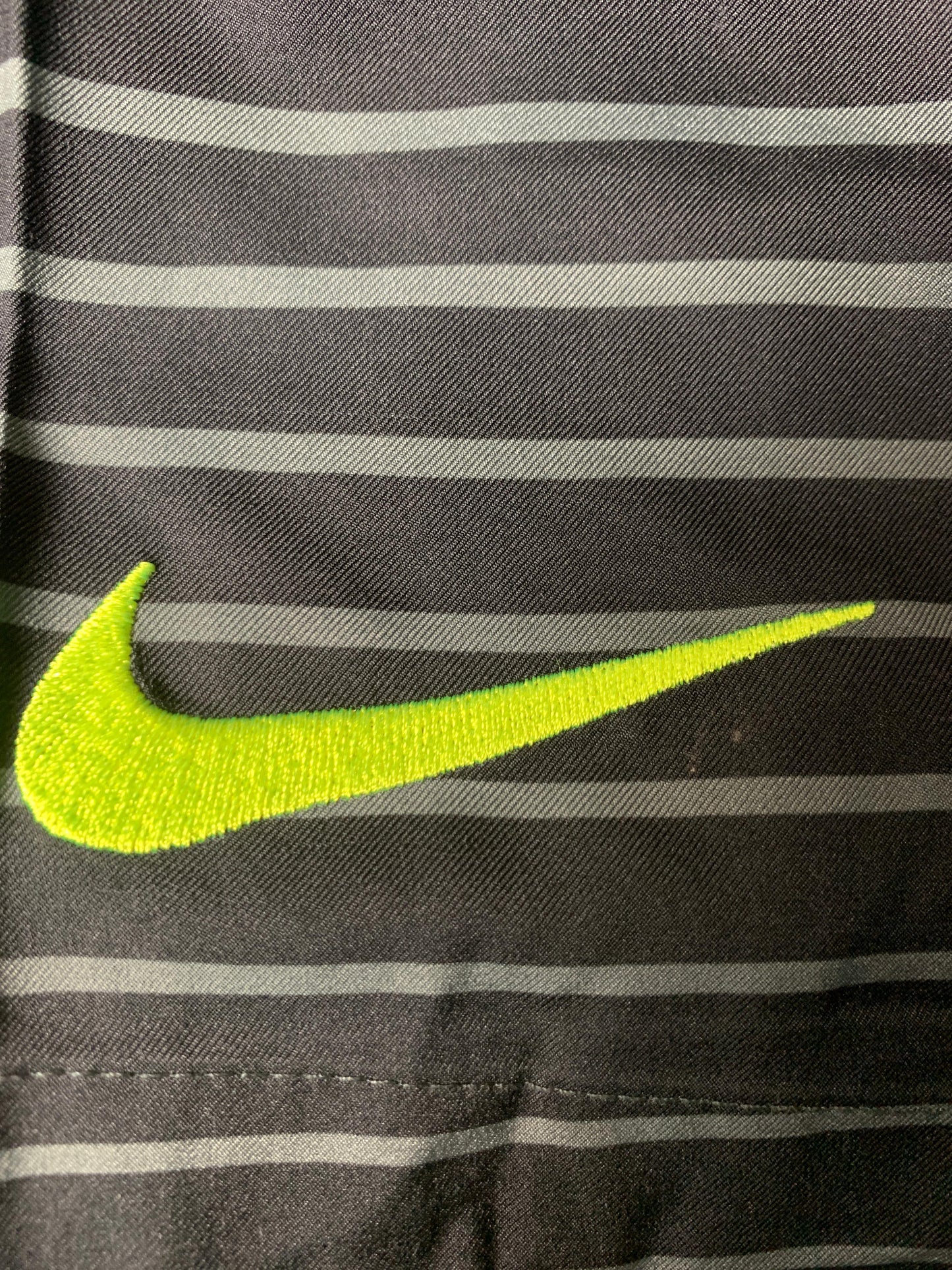 Nike Zip Pocket Shorts - Medium