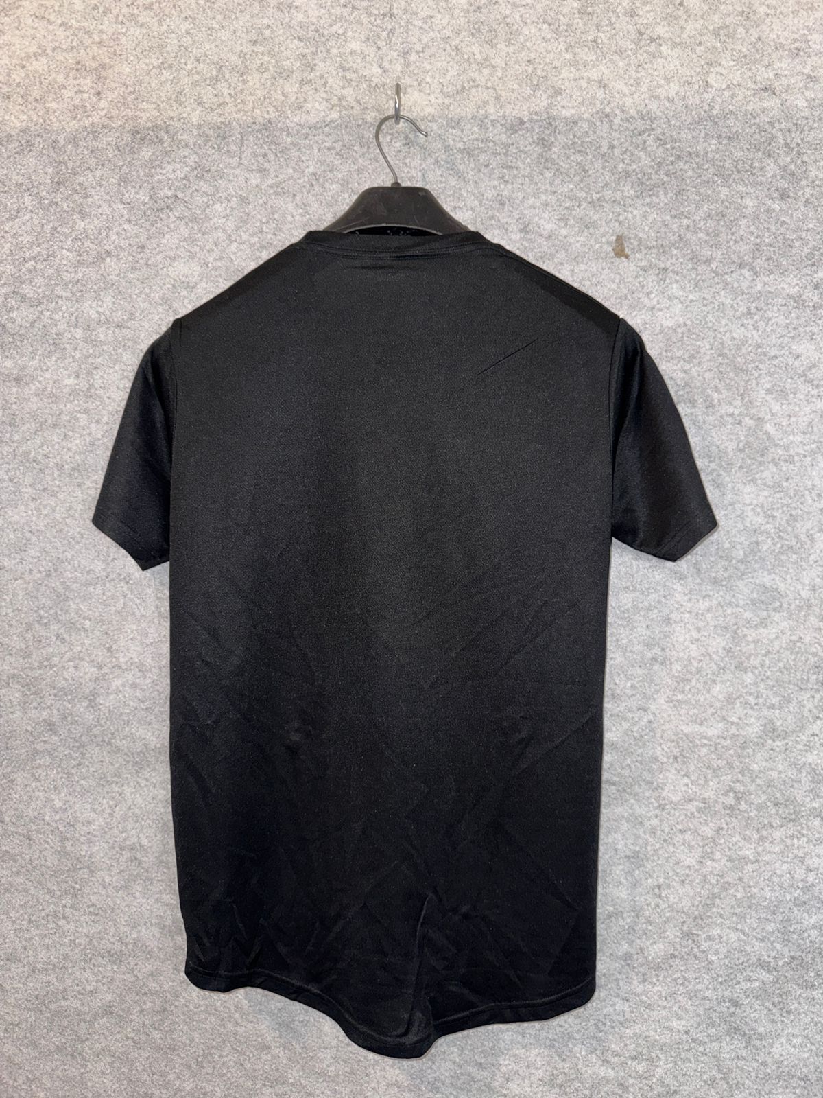 Adidas Black Round Neck - Medium