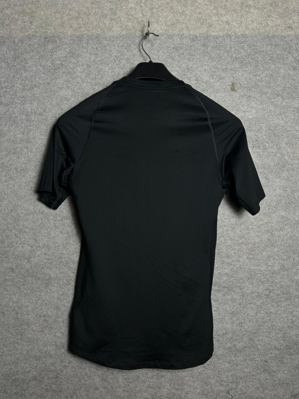 Nike Fit Pro - Medium