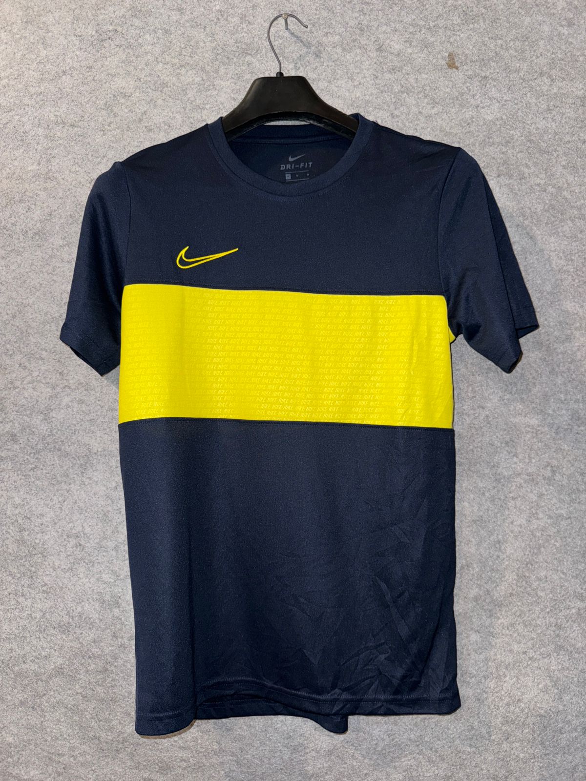 Nike Round Neck - Medium