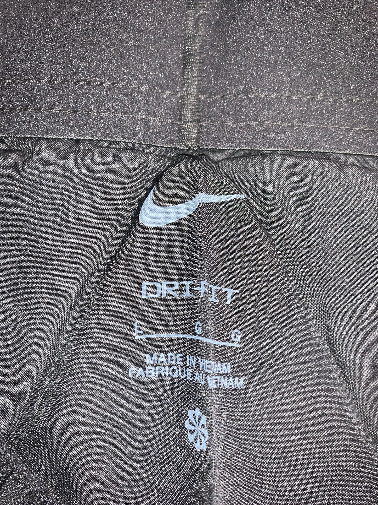 Nike Logo Shorts - Large