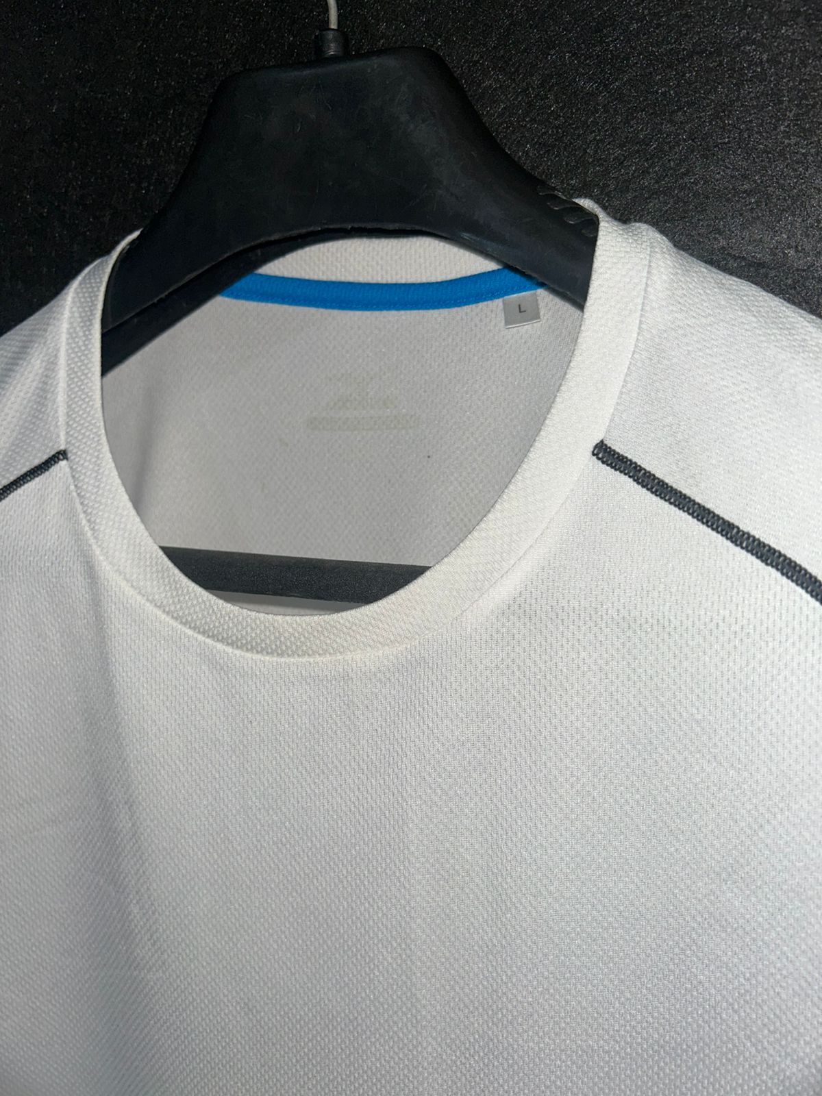 Mizuno Round Neck - Large