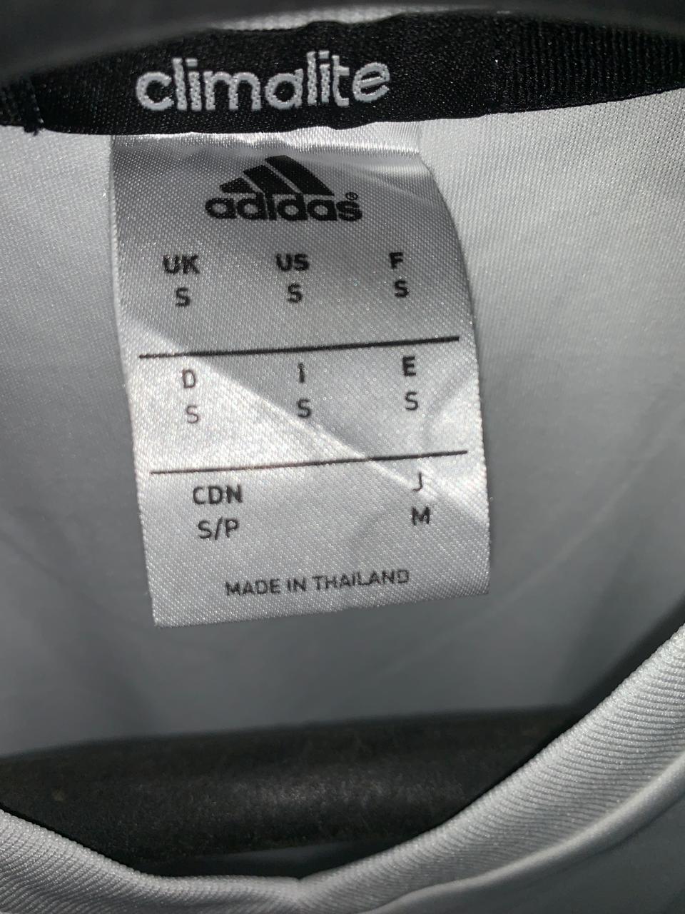 Adidas Climate V Neck Shirt - Medium