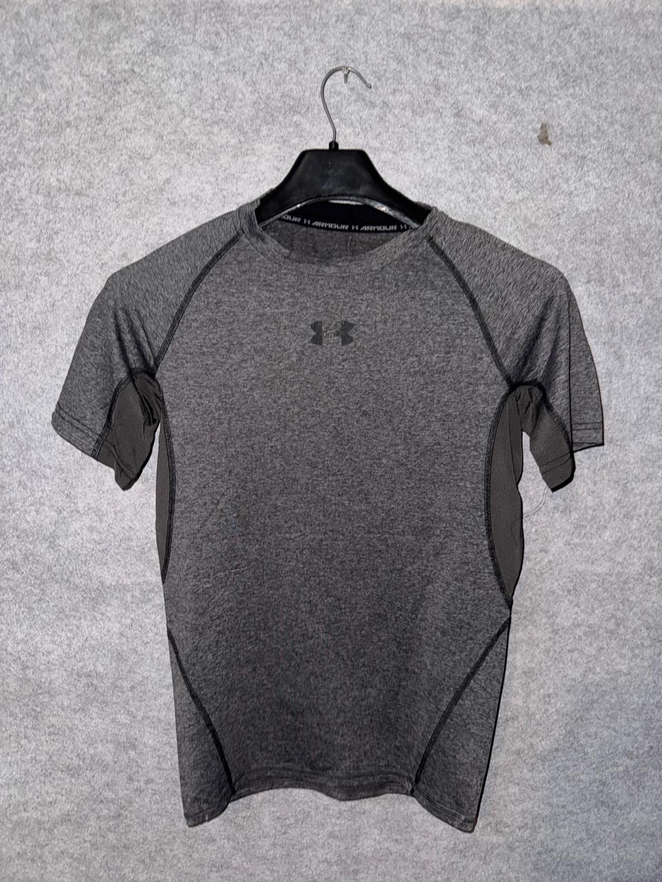 Under Amrour Grey Shirt - Small