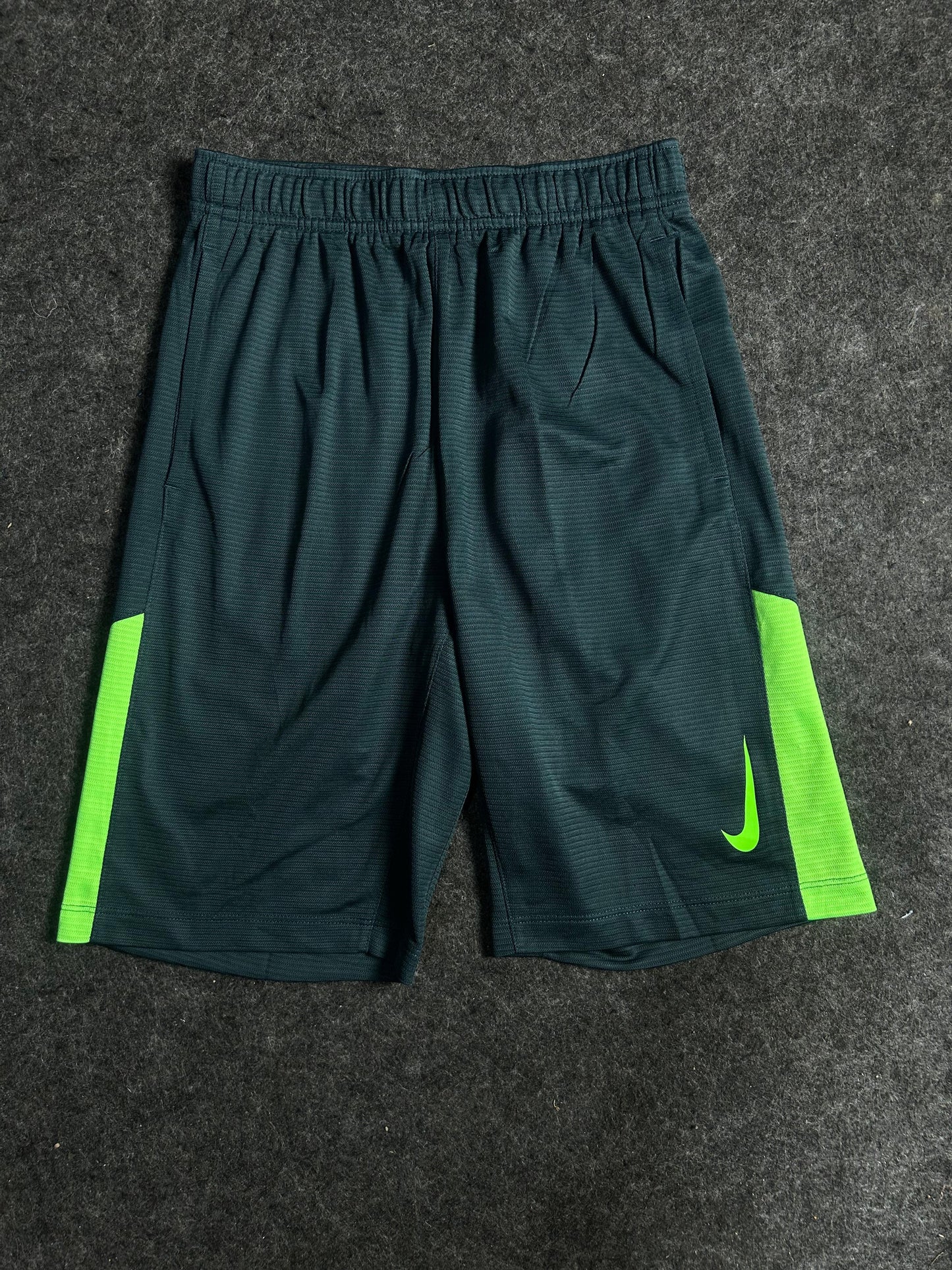 Nike Logo Shorts - Large