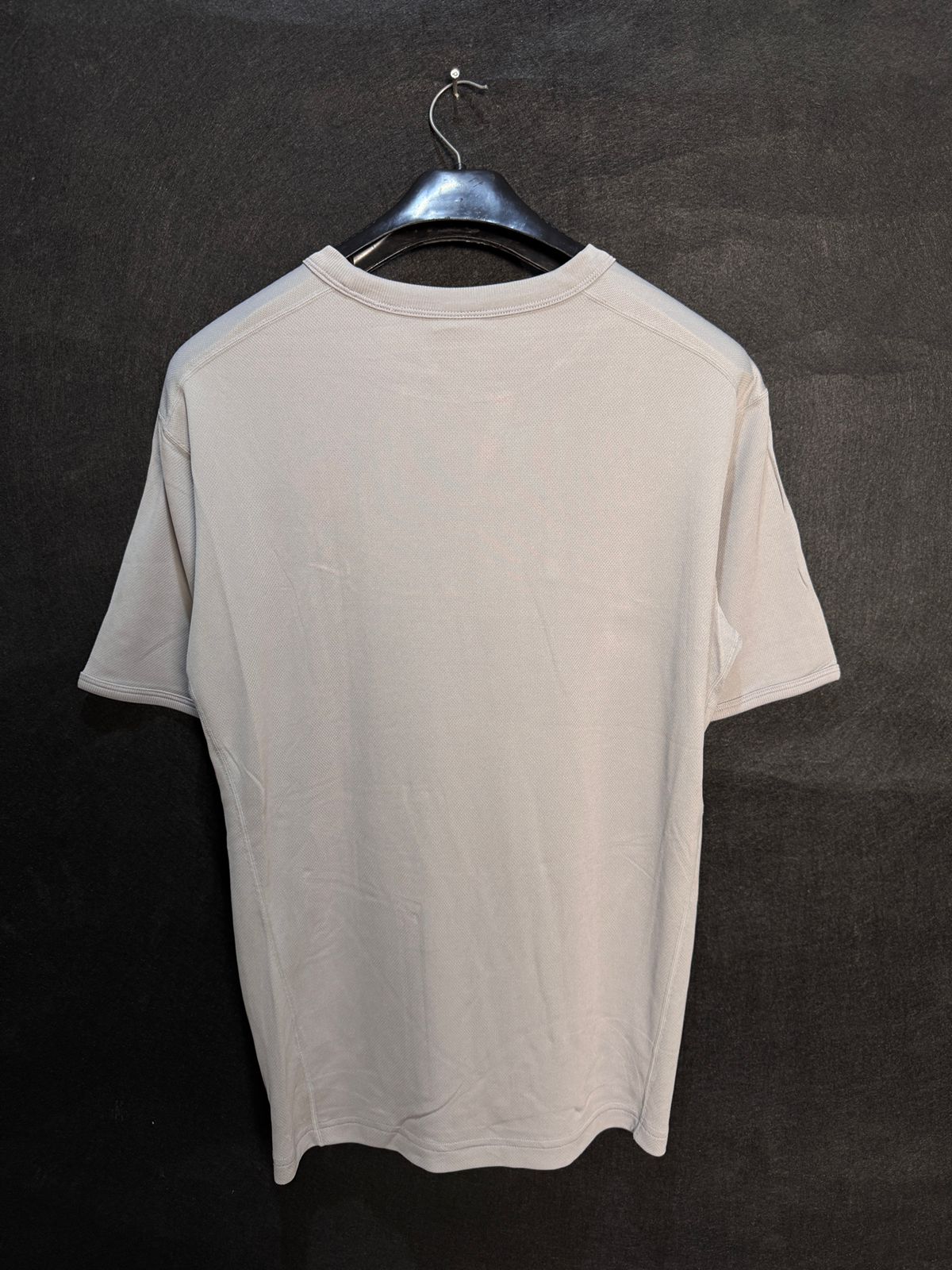 Pre Loved Nike Round Neck - XL