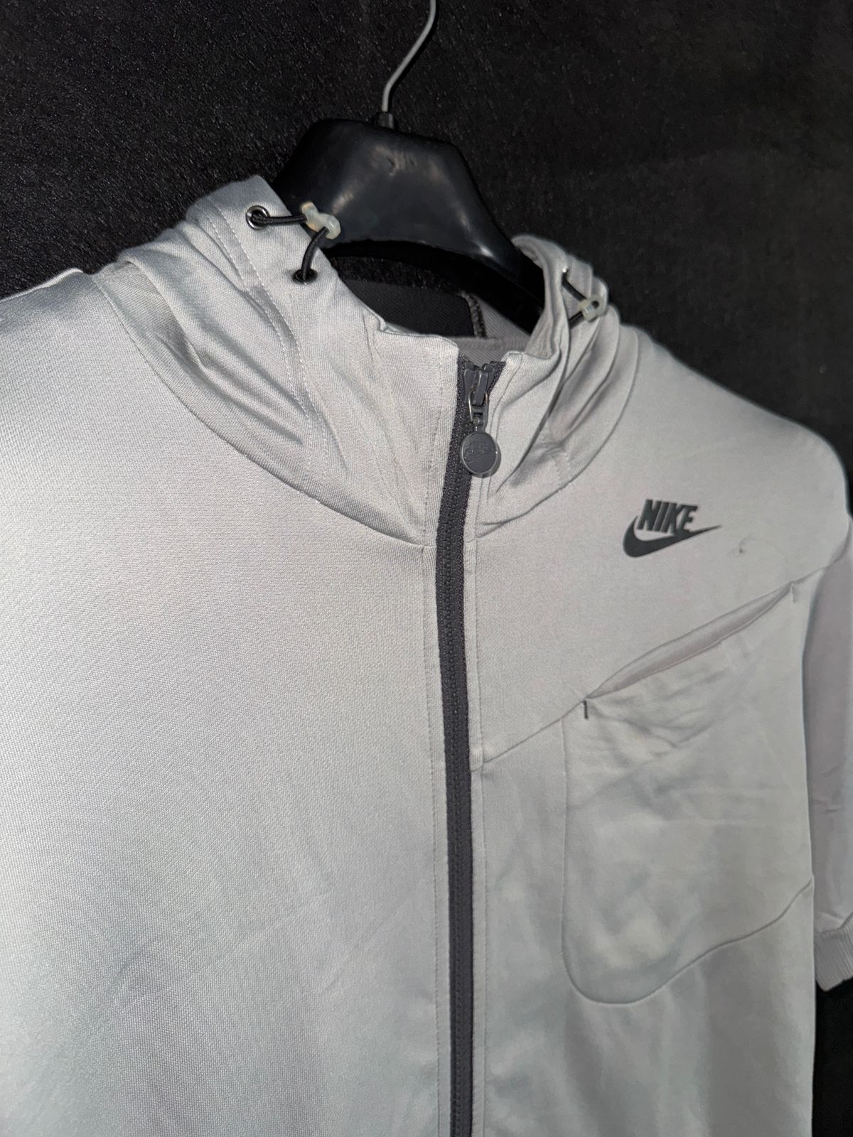 Pre Loved Nike Full Zipper Short Sleeves Hoodie - Medium
