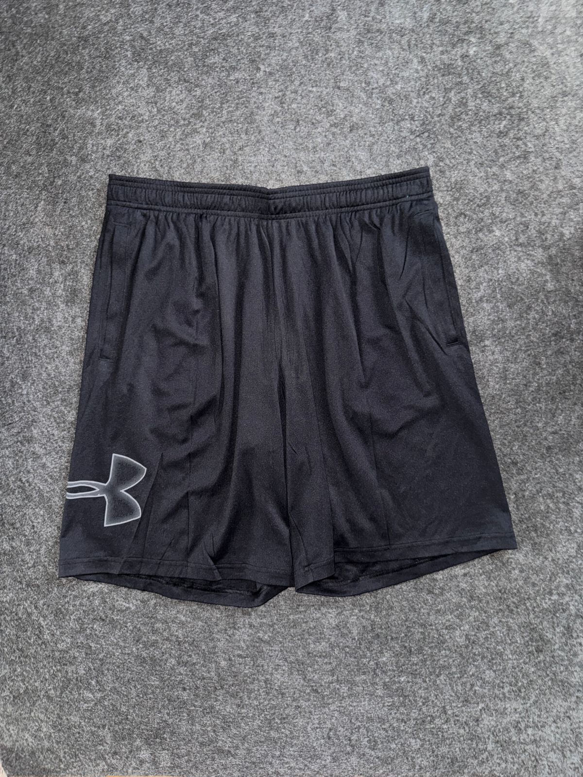 Under Armour Logo Shorts - XXL