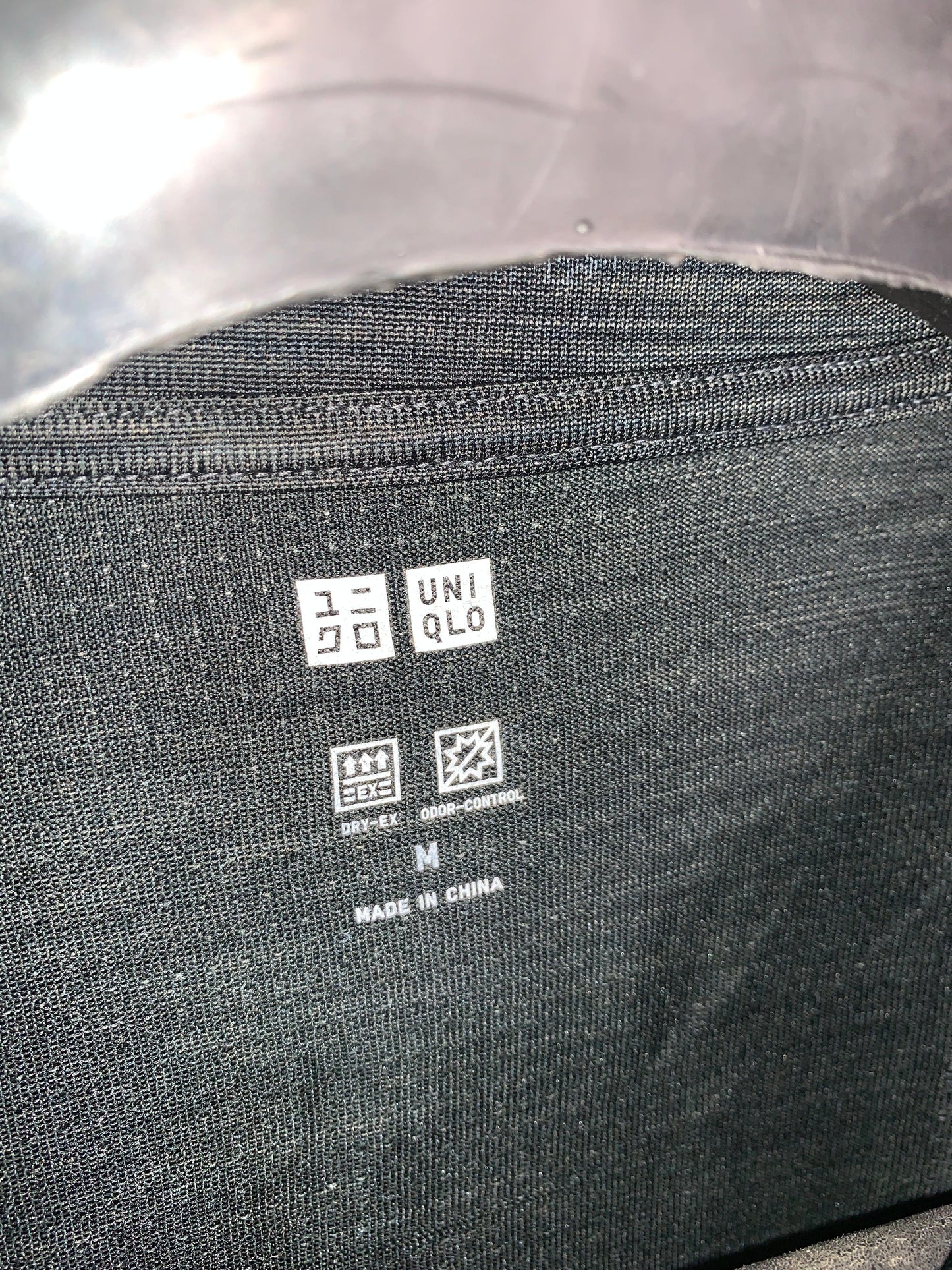 Uniqlo Round Neck - Medium