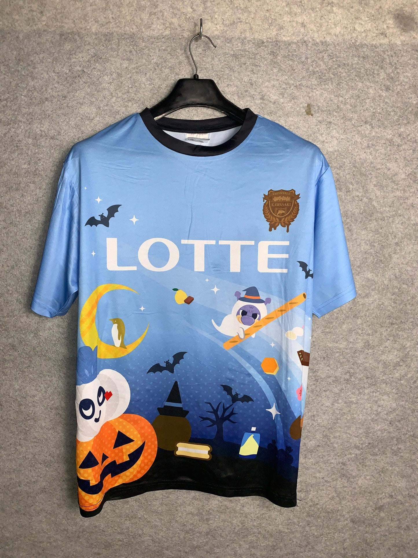 Winter Snows Round Neck - Large