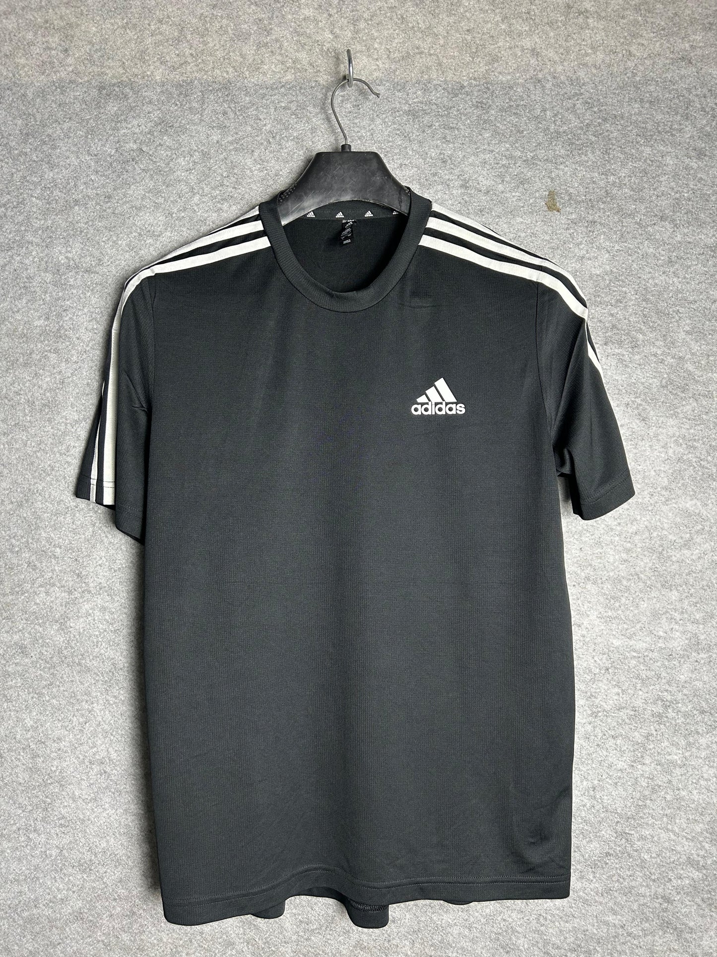Adidas Aeroready Three Stripes  - Large