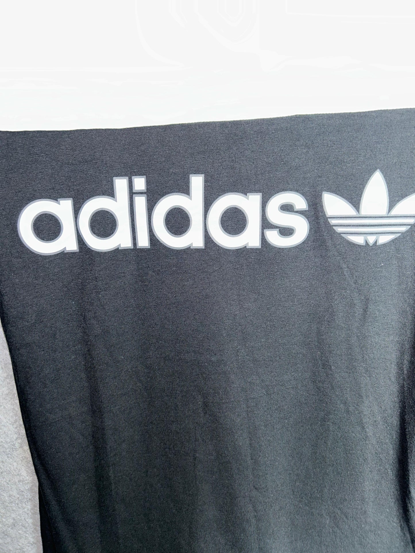 Adidas Black & White - XS