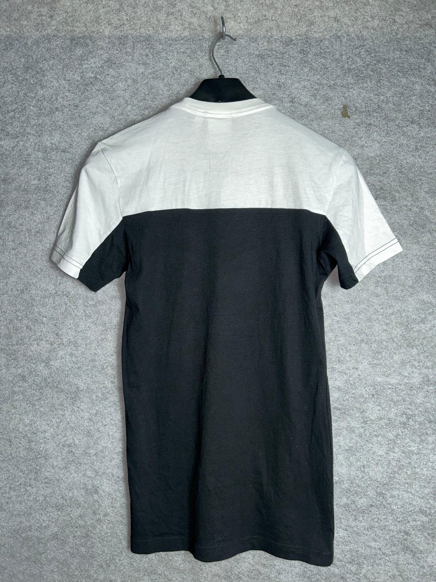 Adidas Black & White - XS