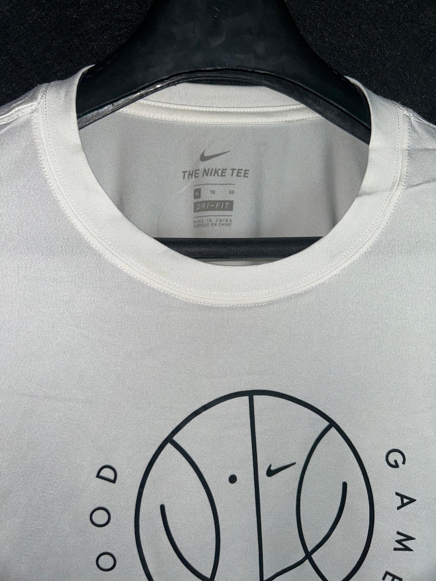 Nike Athletic Cut Basketball Tee - XL