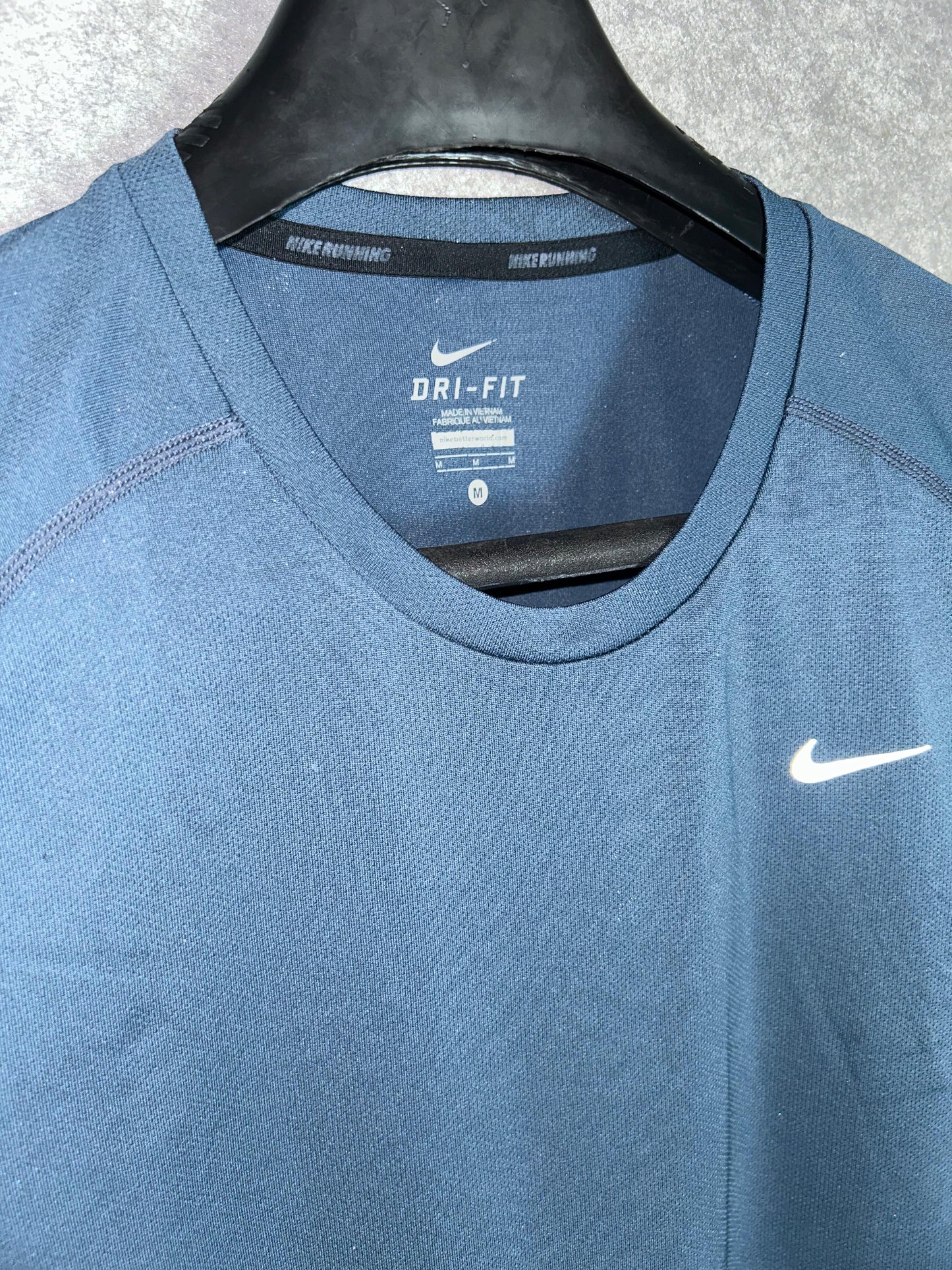Nike Blue Round Neck Tee - Medium