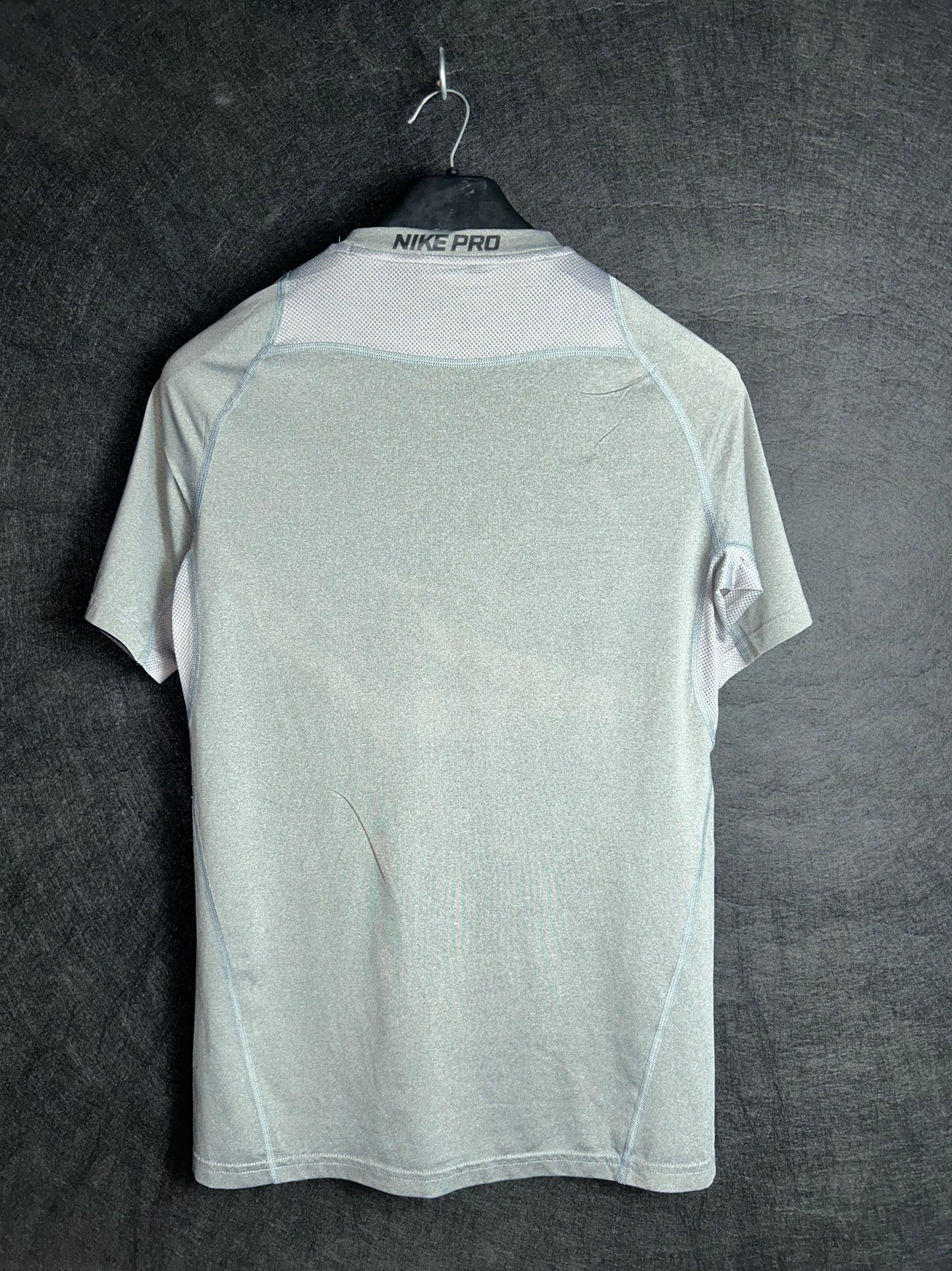 Nike Light Gray Round Neck Tee - Medium