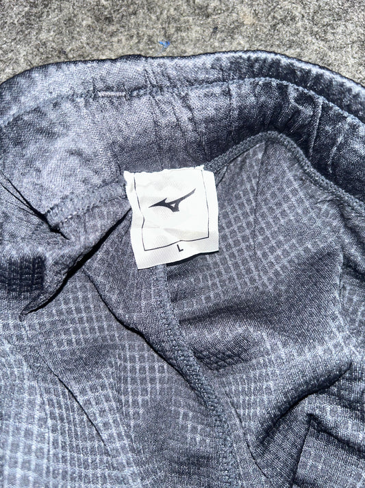 Mizuno Black & Black Box Textured Short - Large