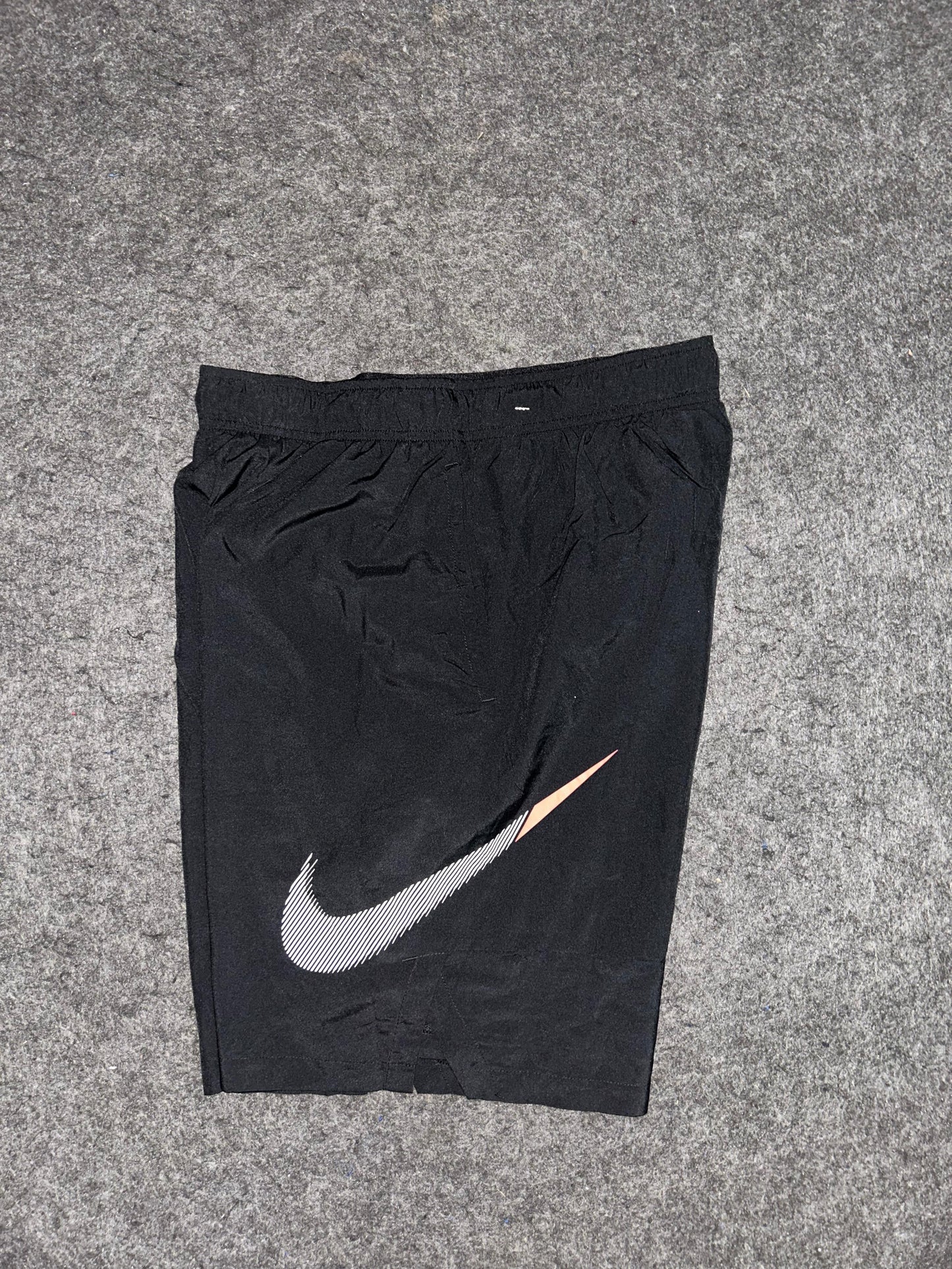 Nike Black Lines Logo Short - Medium