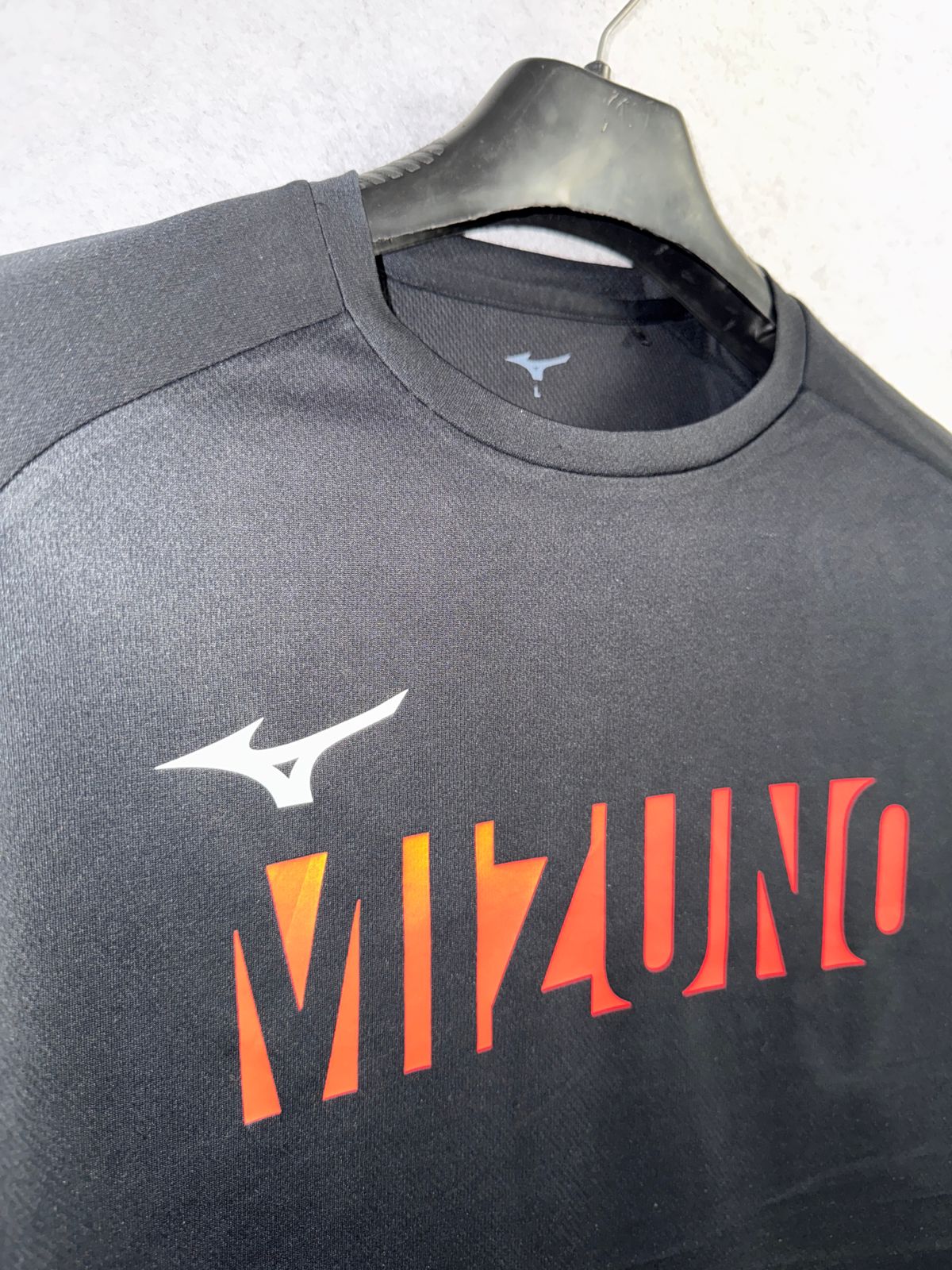 Mizuno Big Logo Round Neck Shirt - Large