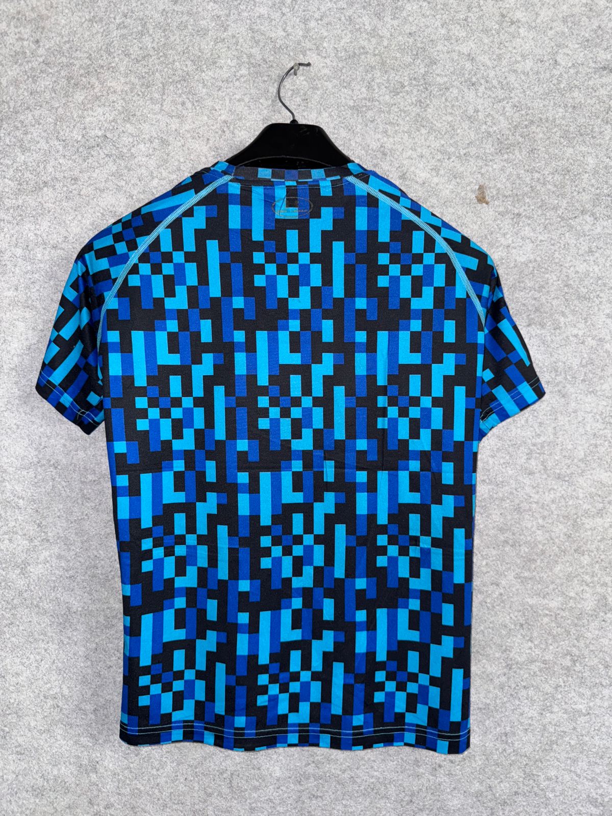 Under Amrour Big Logo - Small