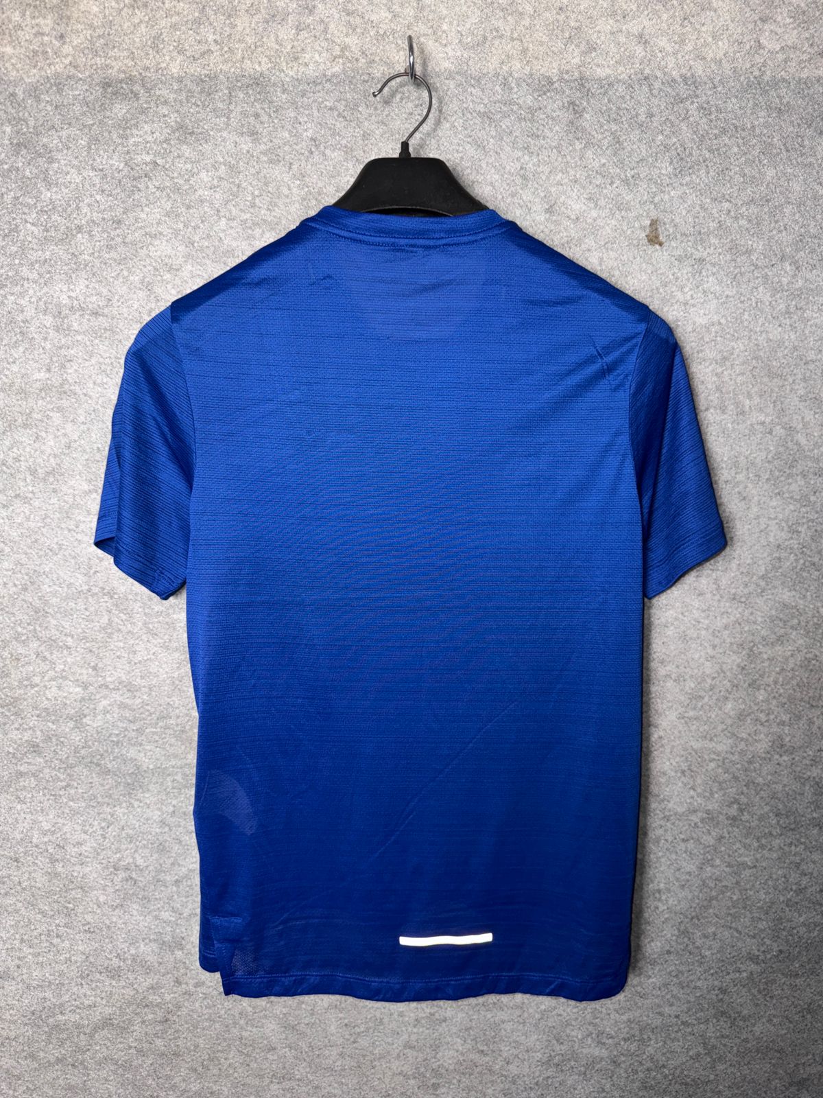 Nike Blue Round Neck - Small
