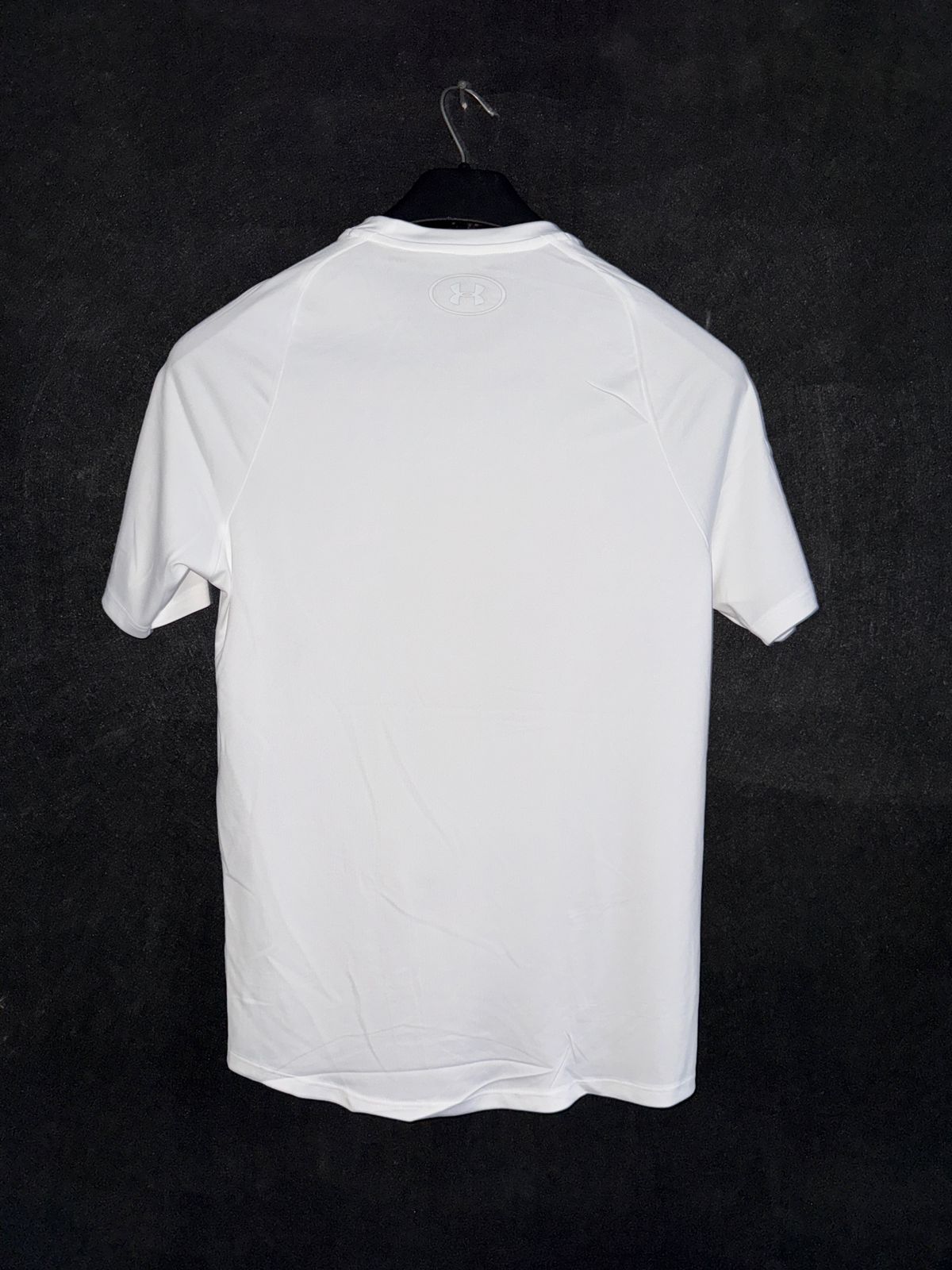 Under Armour Round Neck Shirt - Small