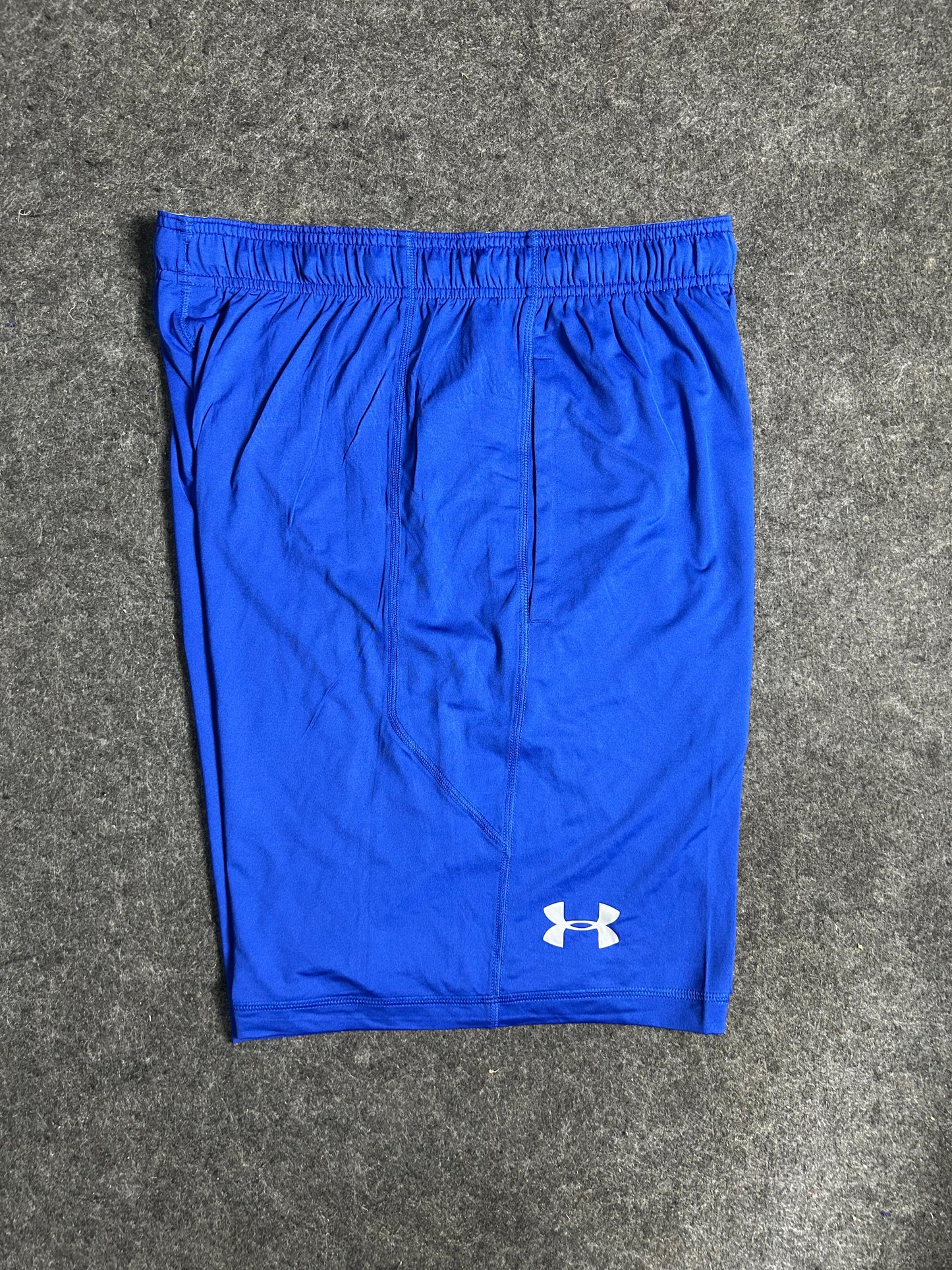 Under Armour Plain Blue Shorts - Large