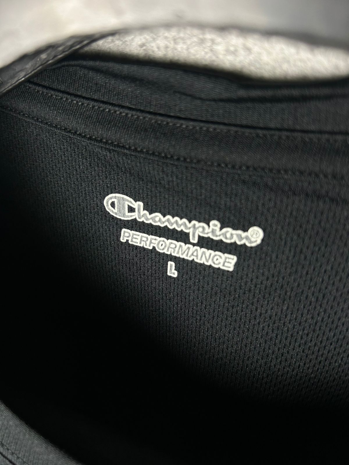 Champion Plain Black Tee - Large