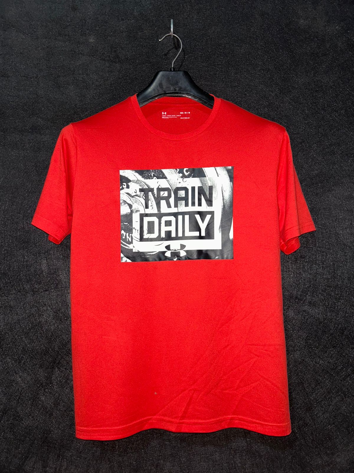 Under Armour Fit Red Round Neck - Medium