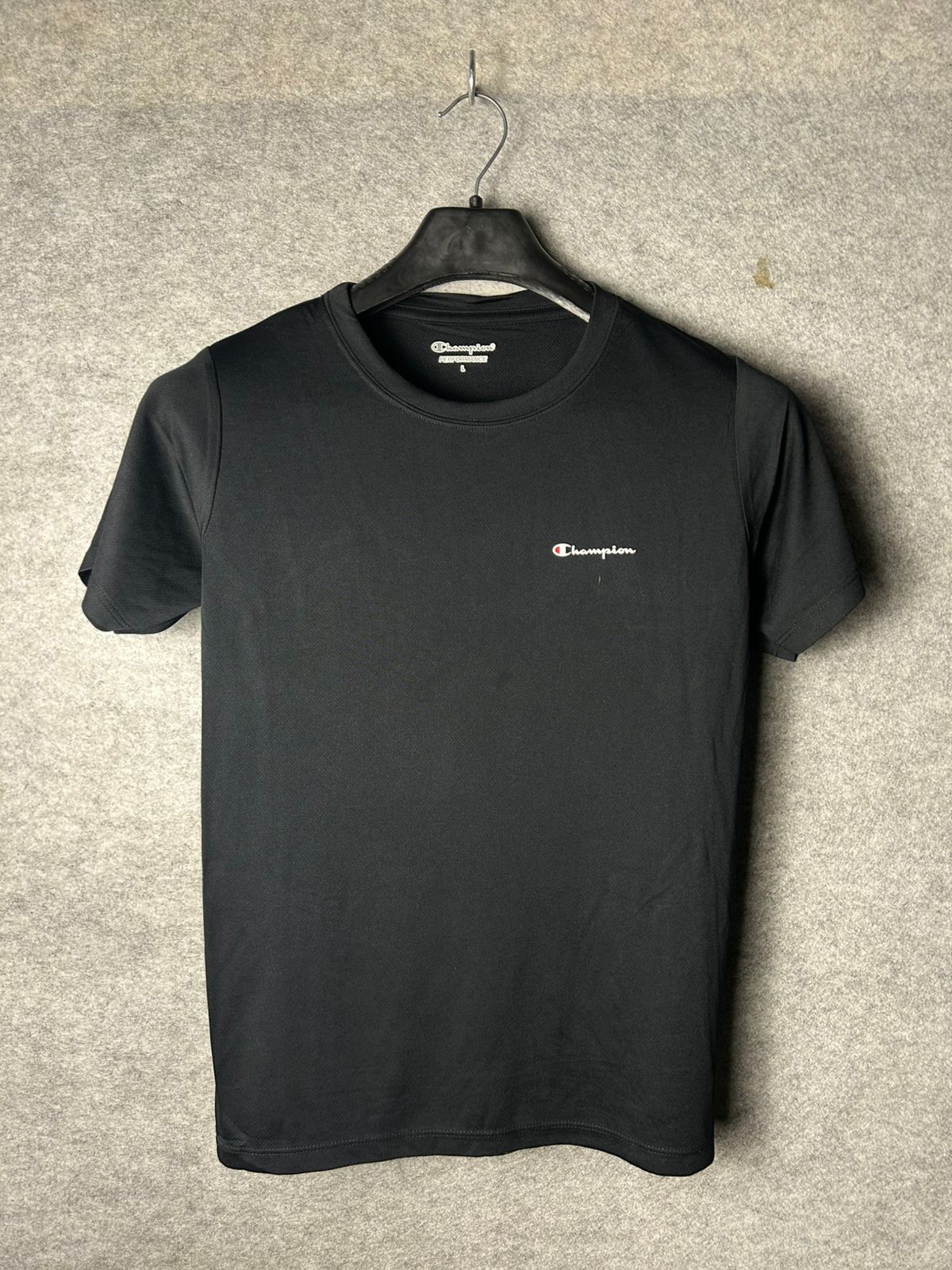 Champion Plain Black Tee - Large