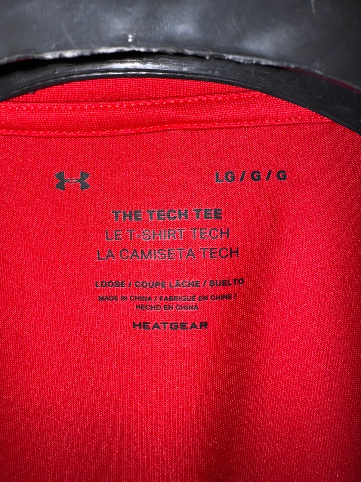 Under Armour Red Round Neck - Large
