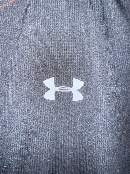 Under Armour Zip Shirt - Large