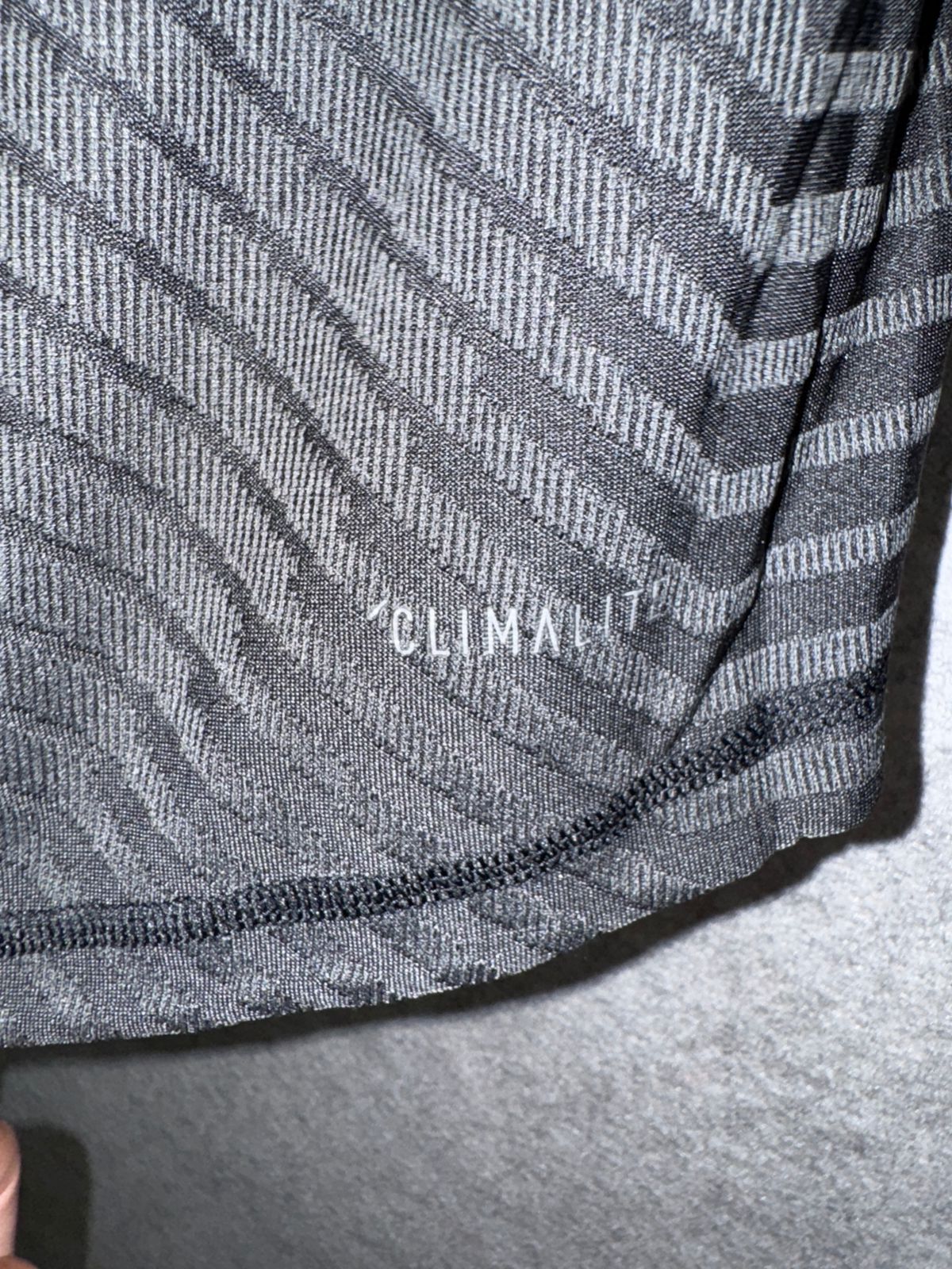 Adidas Climate Round Neck - Medium