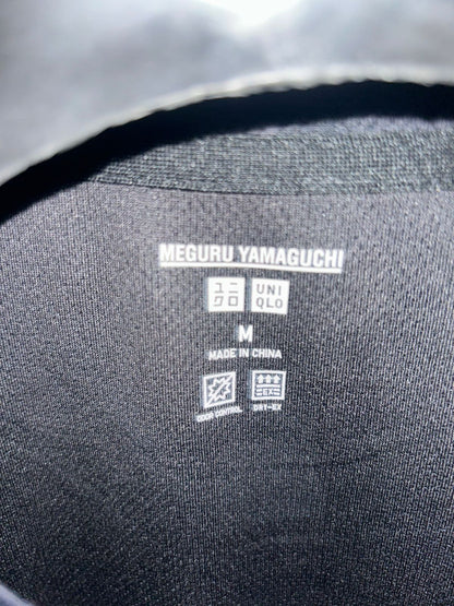 Uniqlo Round Neck - Medium