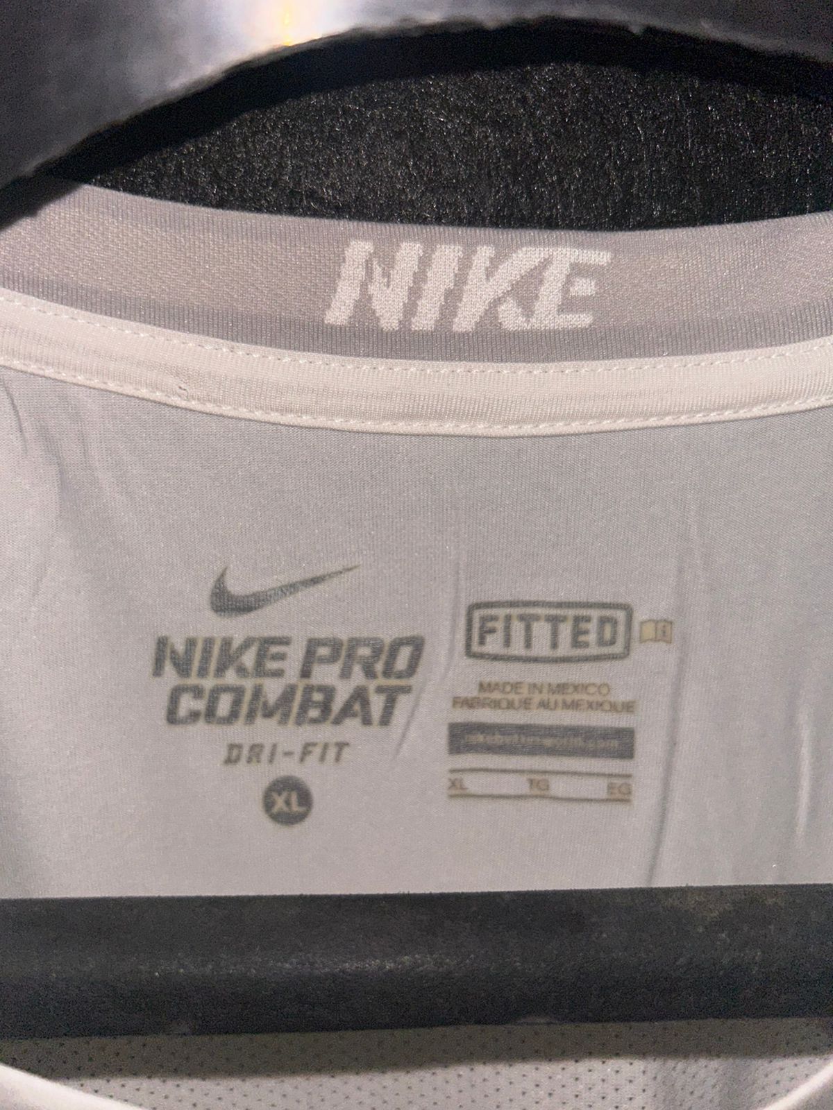 Nike Fitted White Tee - XL