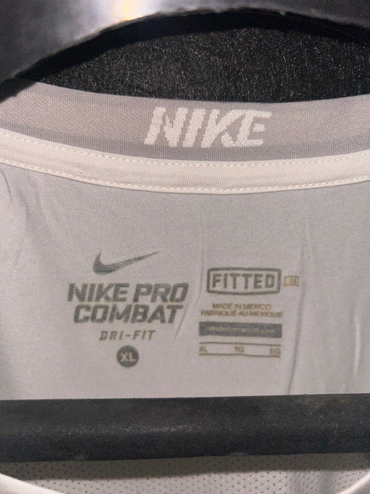 Nike Fitted White Tee - XL