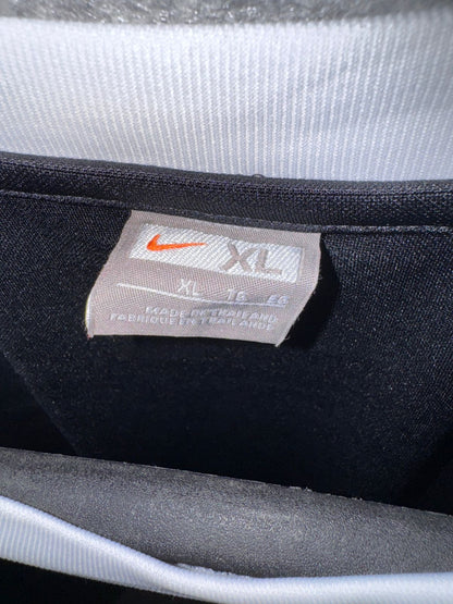 Nike Round Neck Tee - XL