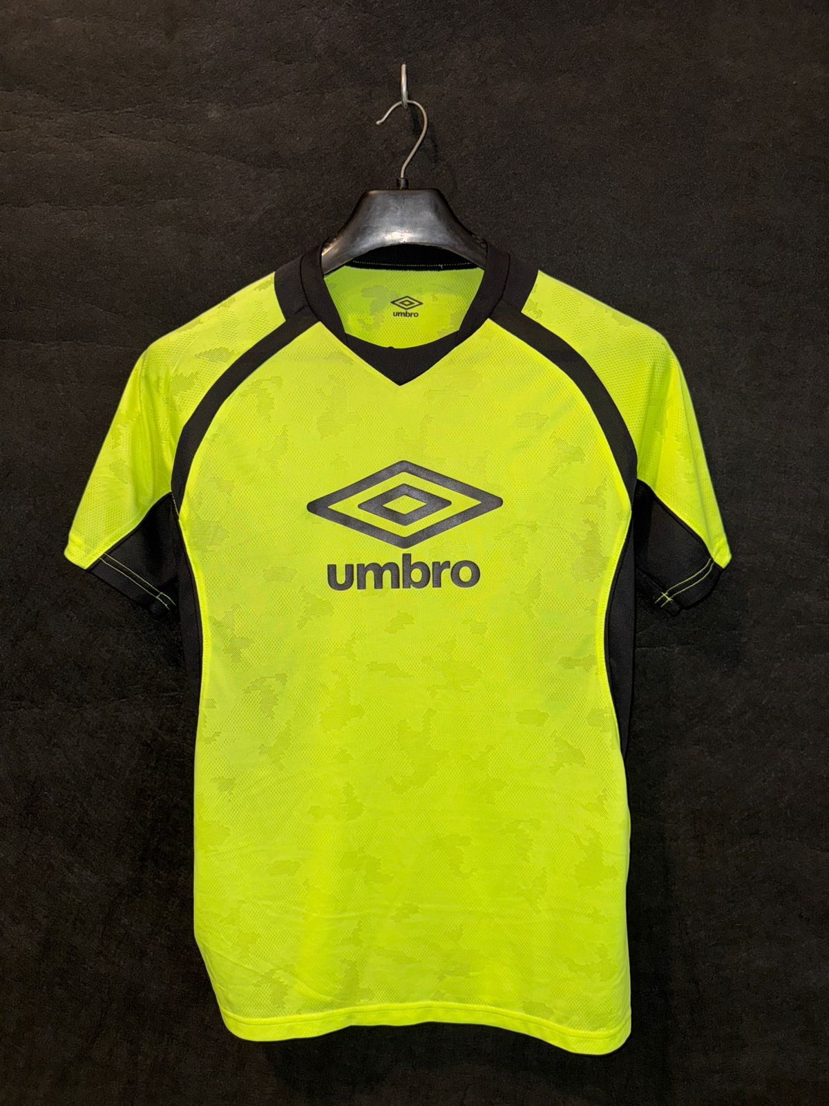 Umbro Green Round Neck - Medium