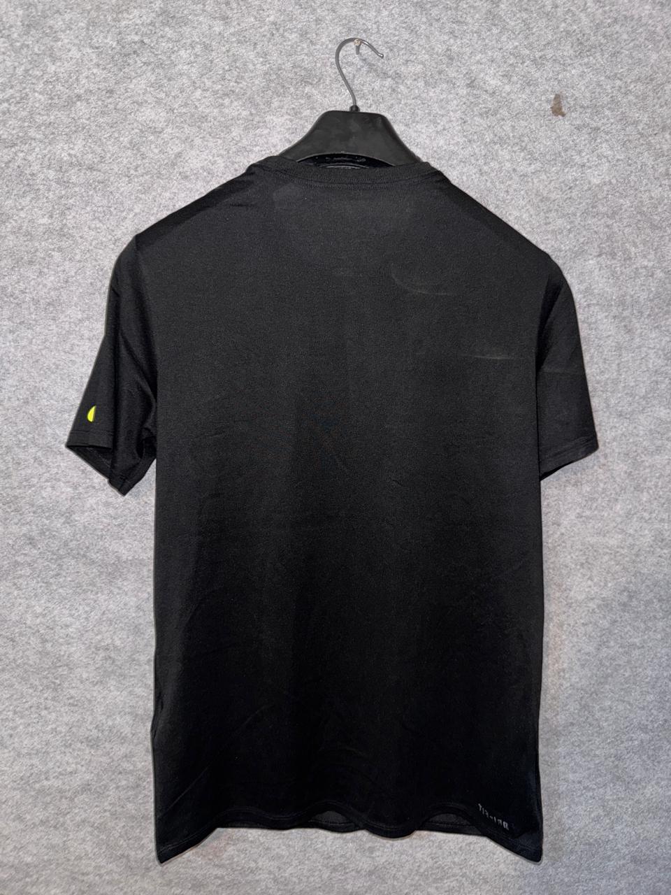 Nike Starred Round Neck  - Slim Large