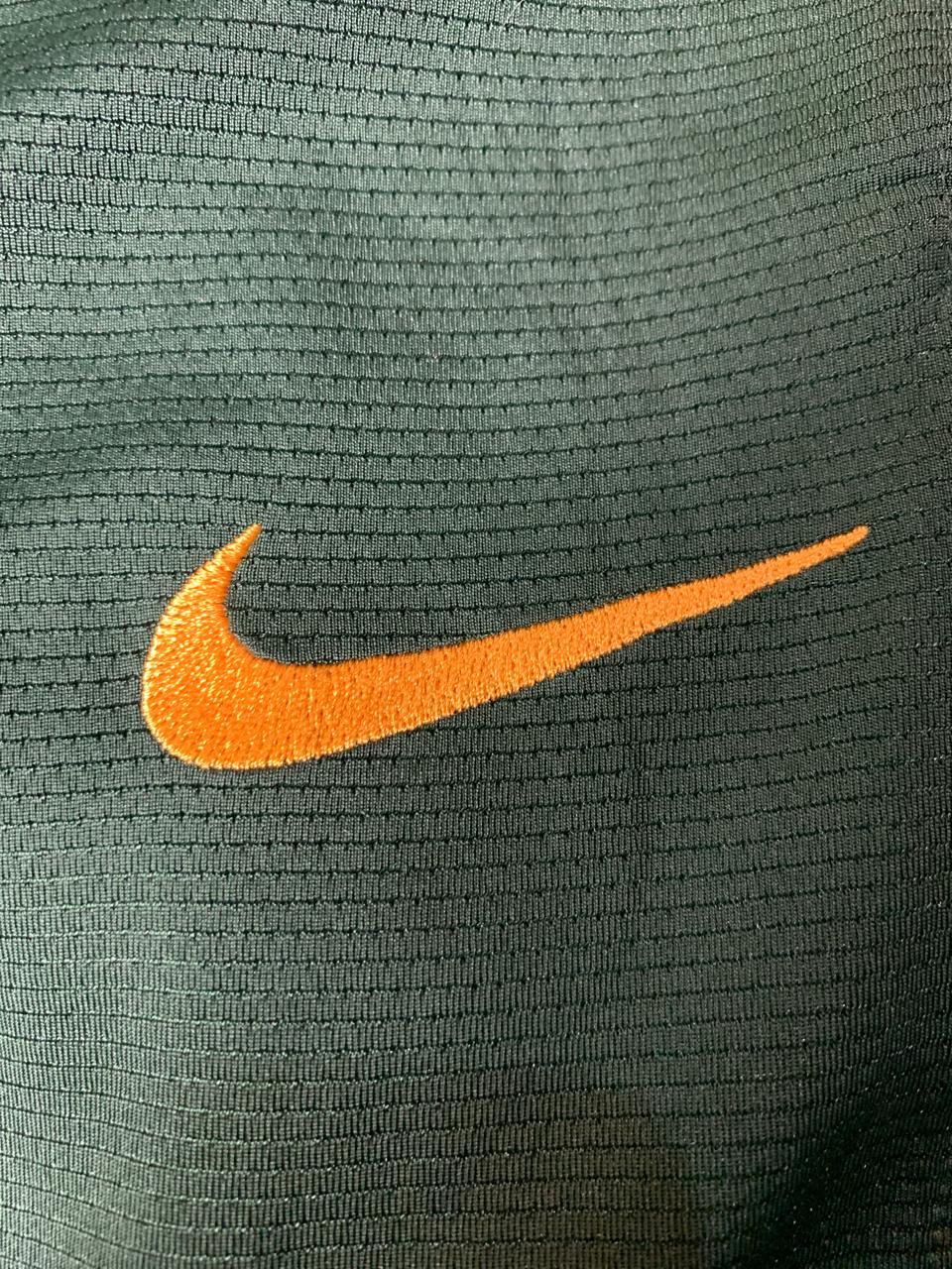 Nike Green White - Medium