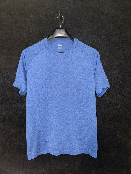 Uniqlo Blue Round Neck - Large