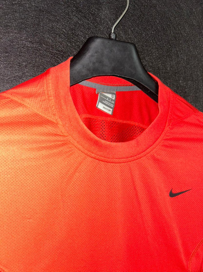 Nike Fit Dry Round Neck - Small