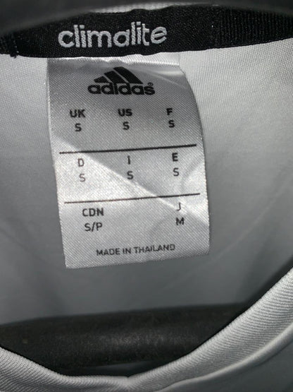 Adidas Climate V Neck Shirt - Medium