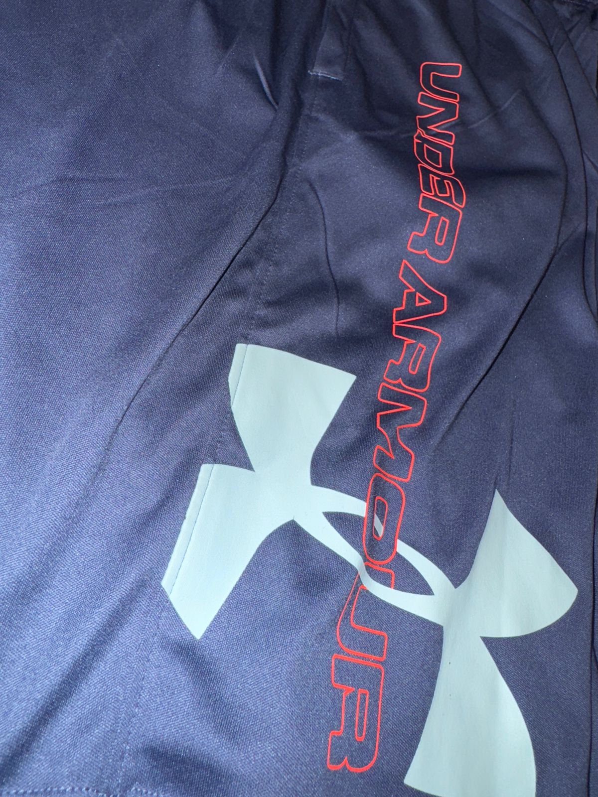 Under Armour Logo Shorts - XL