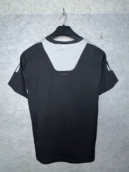 Adidas Round Neck - Large