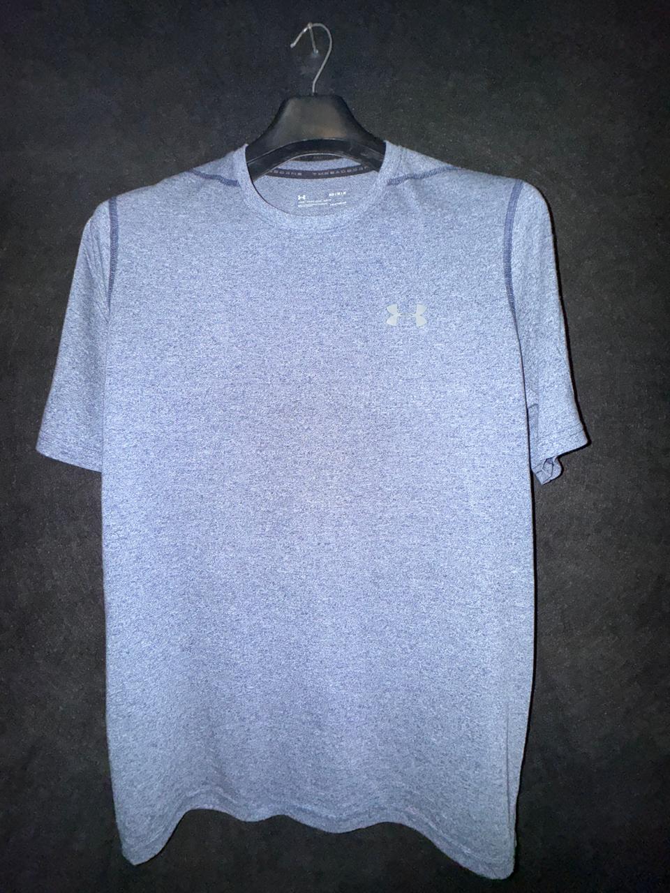 Under Armour Grey Tee - Medium