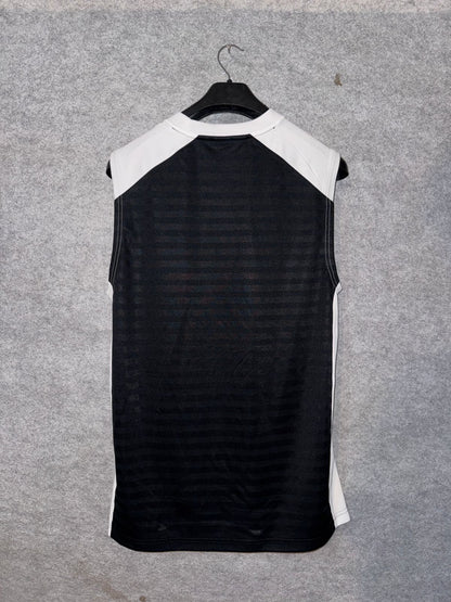 Nike Round Neck Tee - XL