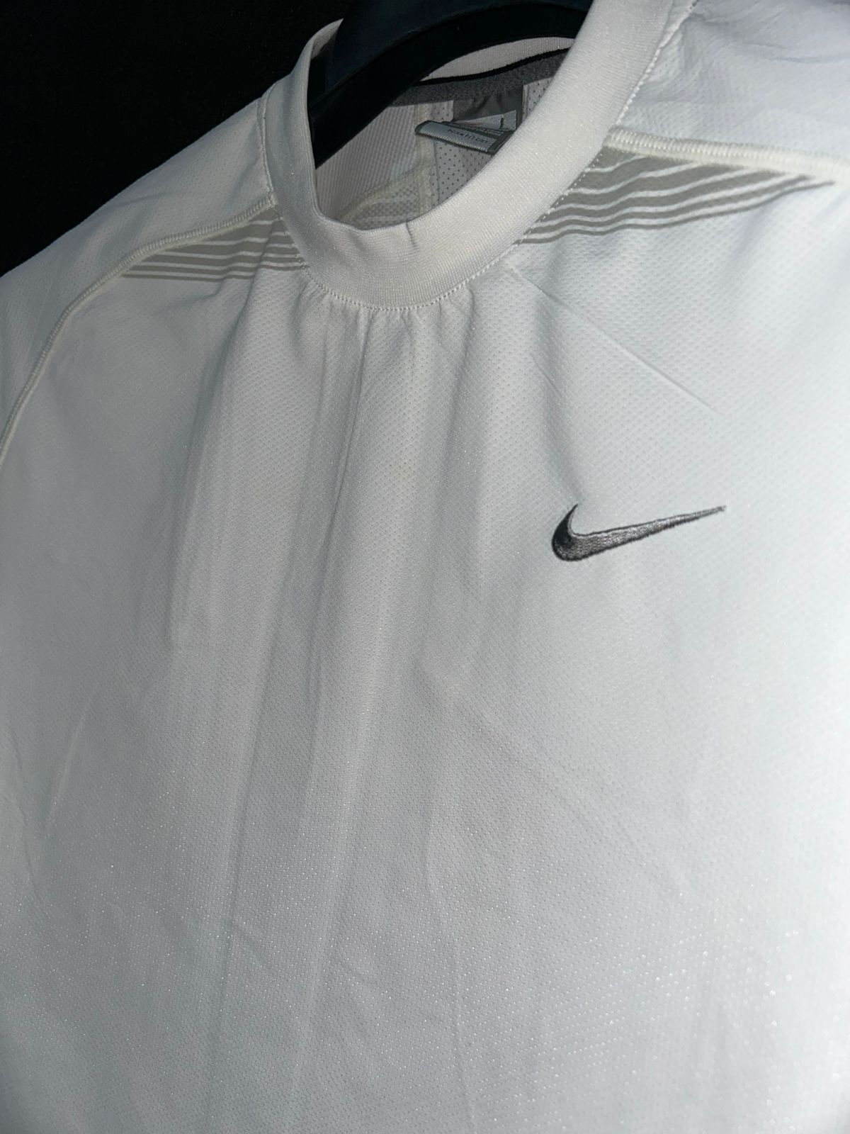 Nike Fit Dry White Round Neck - Large