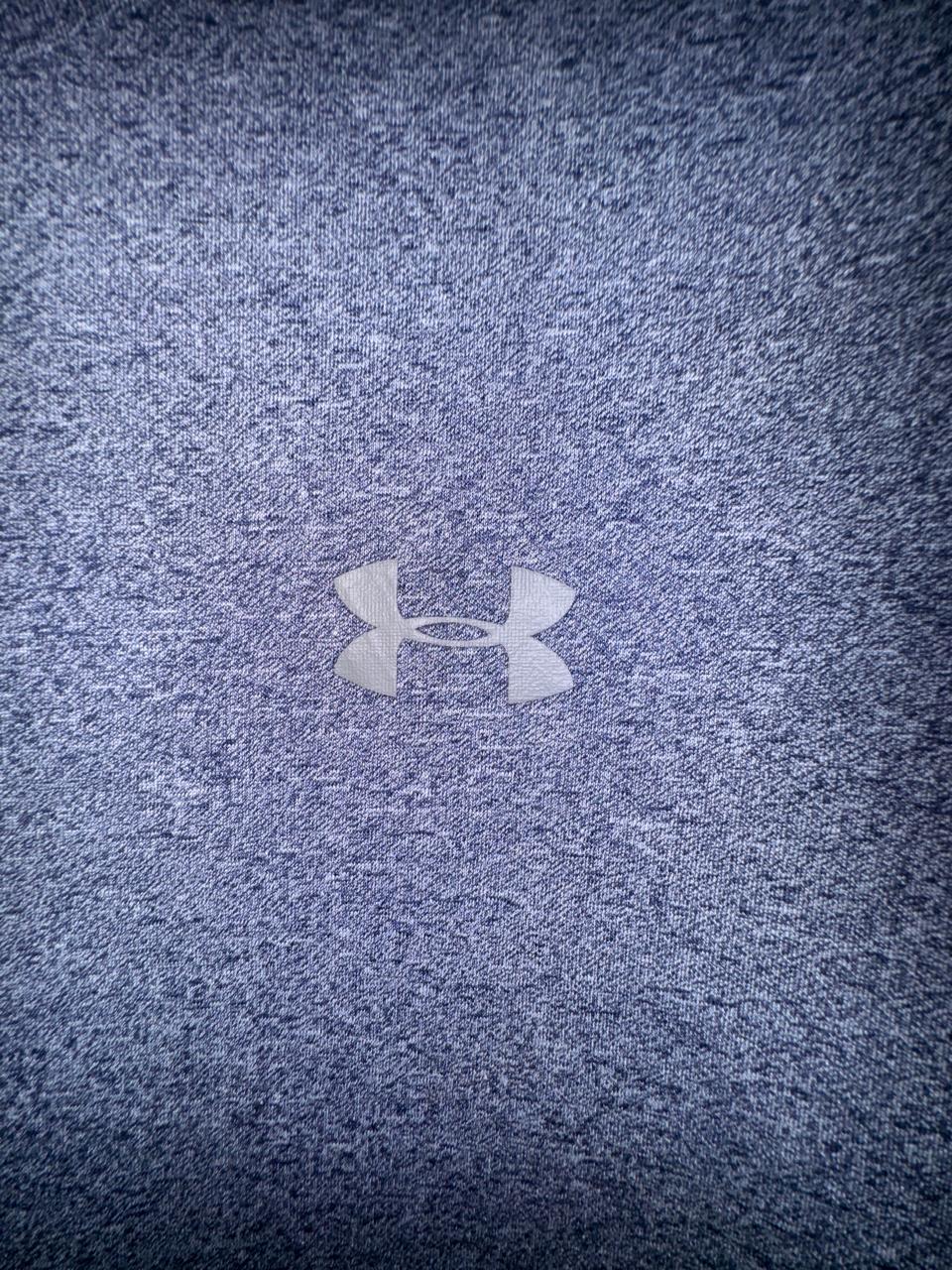 Under Armour Grey Tee - Medium